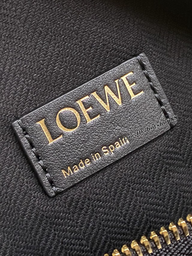 Loewe專櫃2022新款大號便當包飯盒包 羅意威Cubi Anagram腋下包 lyw1339